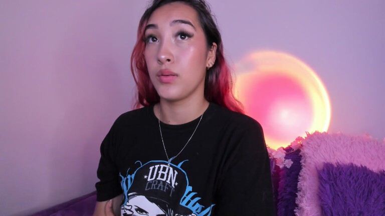 HeidyRousse's Streamate show and profile