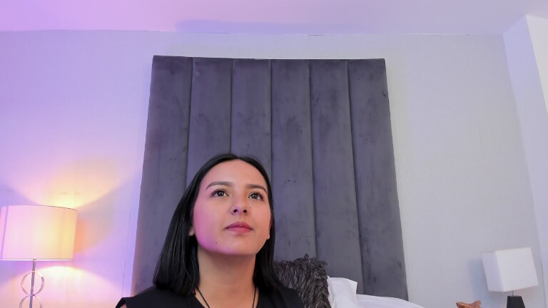 LeahAshford's Streamate show and profile