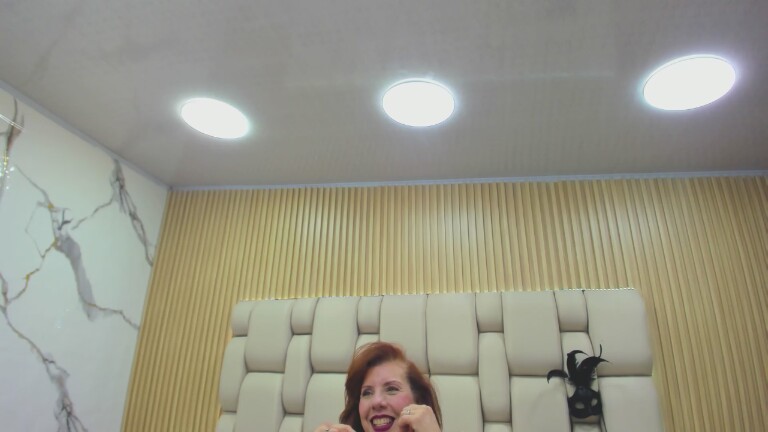 Kharhaa's Streamate show and profile