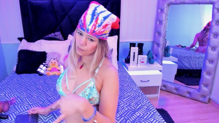 AngelinaDustin's Streamate show and profile