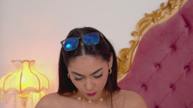 NinnaCrawford's Streamate show and profile