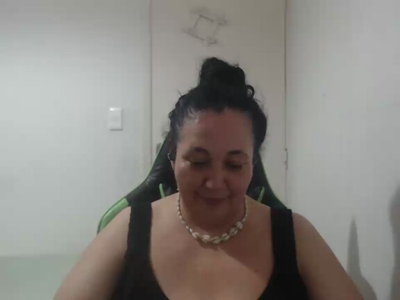 44DD_CICCIOLINA's Streamate show and profile