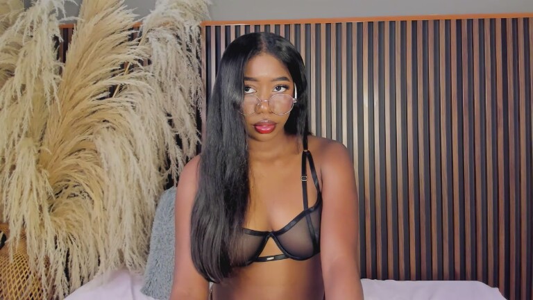 SeleneLune's Streamate show and profile