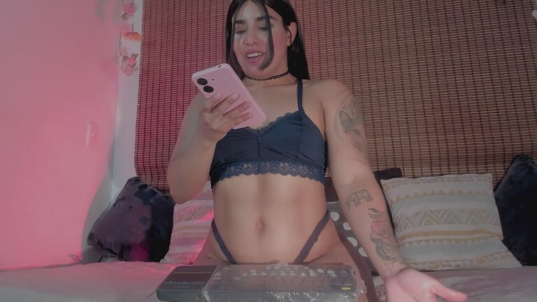 Julietta_Miller's Streamate show and profile