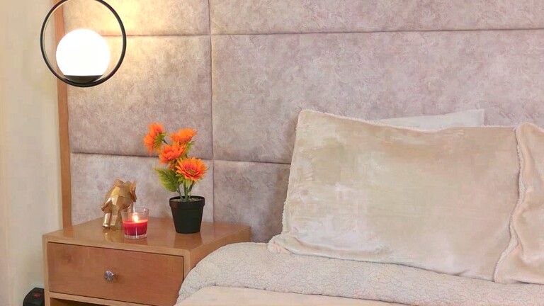 ArianaSole's Streamate show and profile