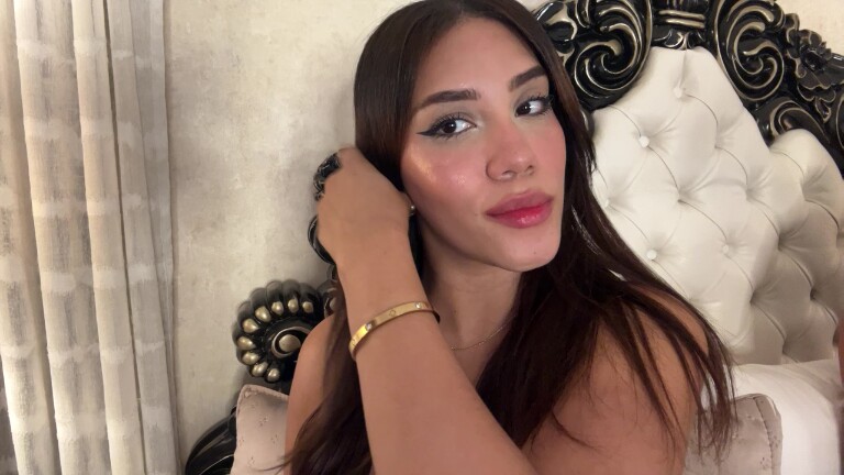 GabbyHadid's Streamate show and profile