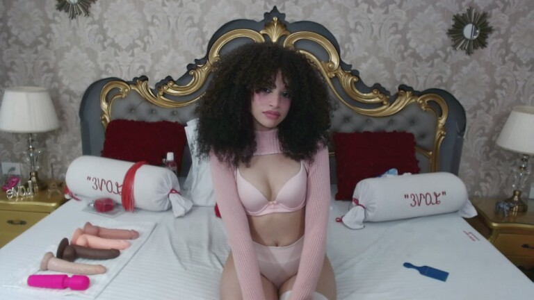 SophieClarksson's Streamate show and profile