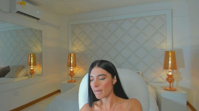 Sussan_White's Streamate show and profile