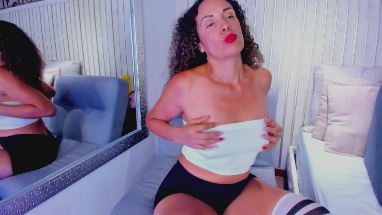 AliciaMonroee's Streamate show and profile