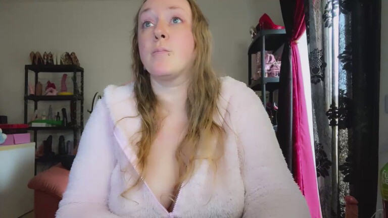 GoddessKisica's Streamate show and profile