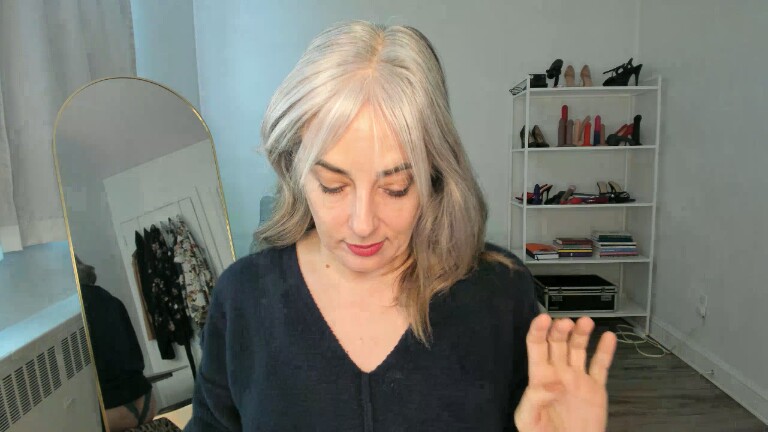 TheRealSeska's Streamate show and profile