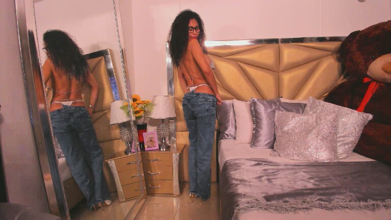 KarenDuval's Streamate show and profile