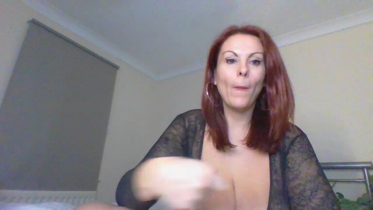 Boredhousewifex's Streamate show and profile