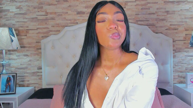 AnnyDuque's Streamate show and profile