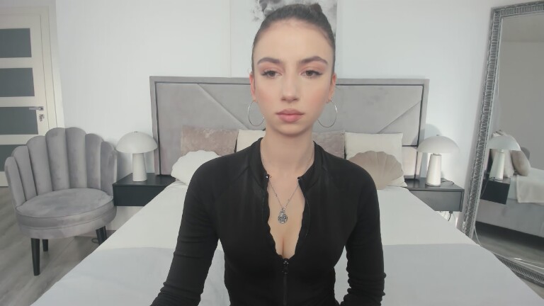 SarahTray's Streamate show and profile