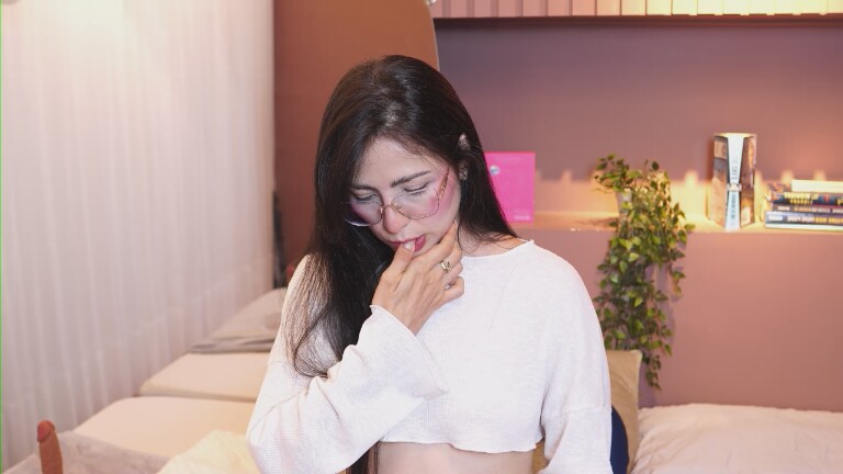 EvaPaoluci's Streamate show and profile