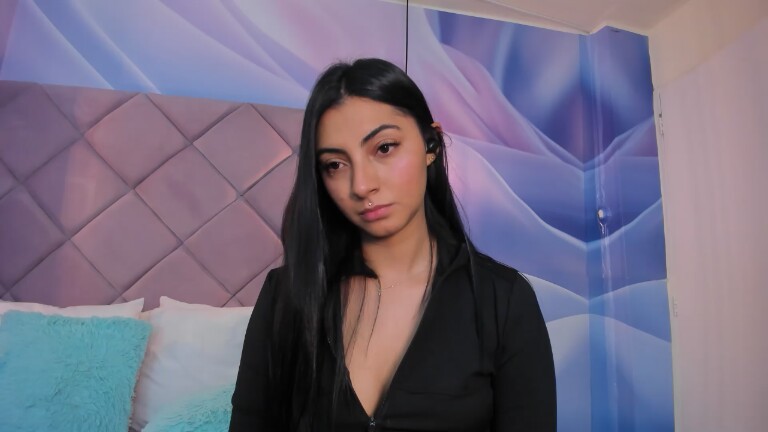 ViolletaRosse's Streamate show and profile