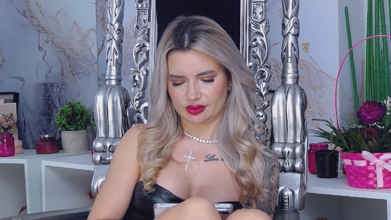 AmiraBelle's Streamate show and profile