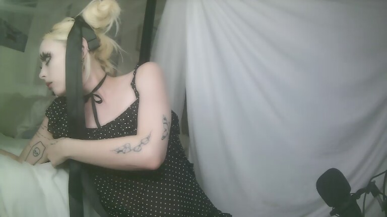 bdsyring33's Streamate show and profile