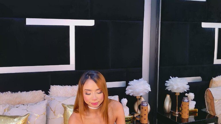 AlanaFerrara's Streamate show and profile