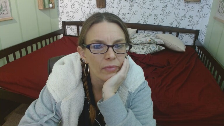 GeminiLoveXO's Streamate show and profile