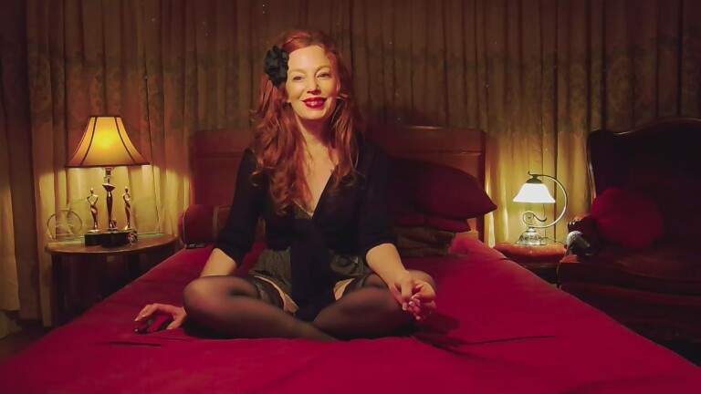 LittleRedBunny's Streamate show and profile