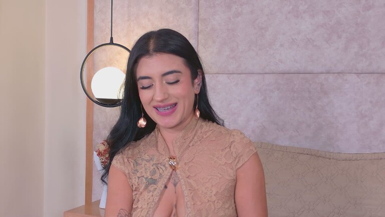 JennaLouvre's Streamate show and profile