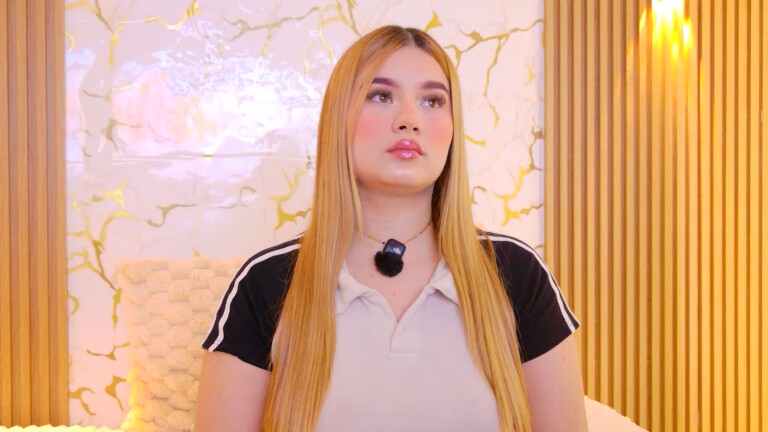 MartinaaRoss's Streamate show and profile