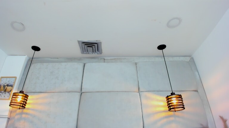 CharlotteBakers's Streamate show and profile