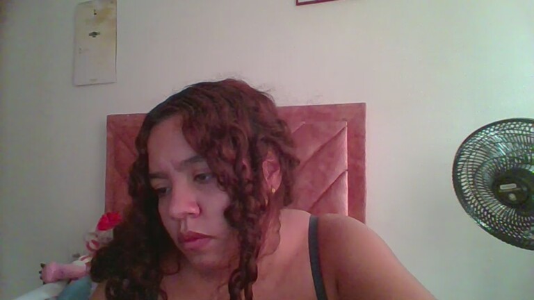 Lauradani's Streamate show and profile