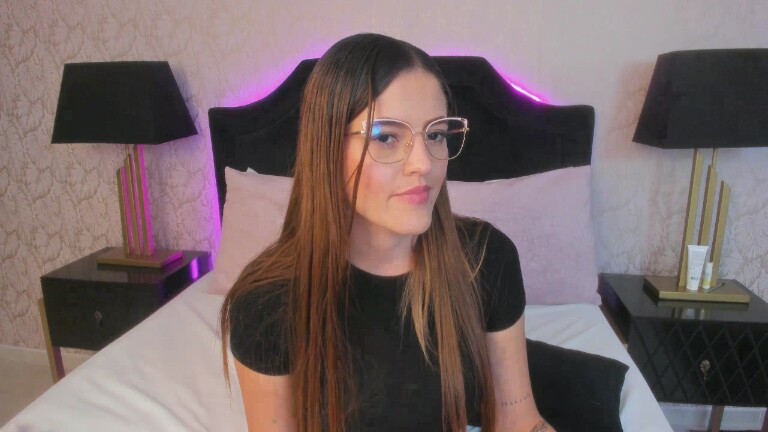 AlicceGray's Streamate show and profile