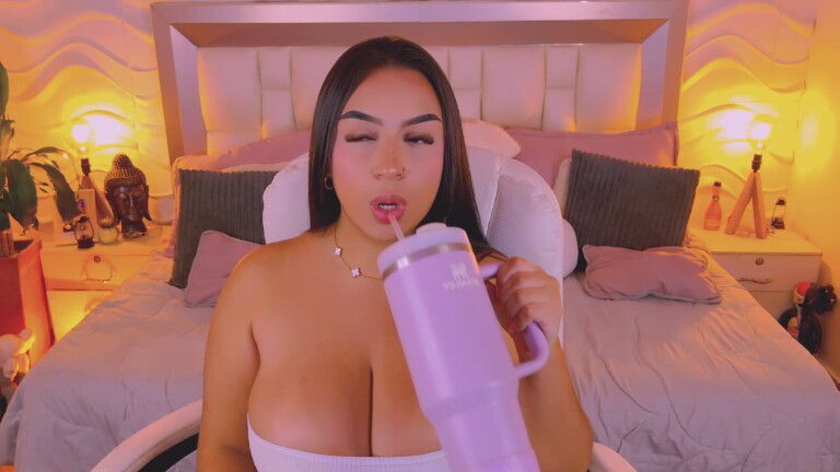 MartinaPiero's Streamate show and profile