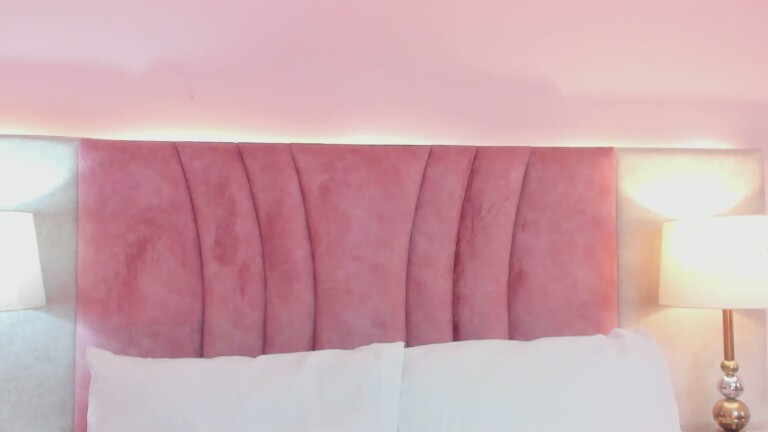 EmmaWeest's Streamate show and profile