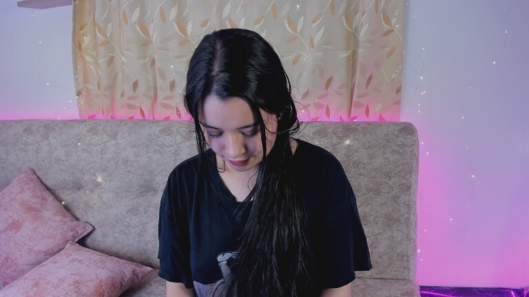 HannyBee's Streamate show and profile