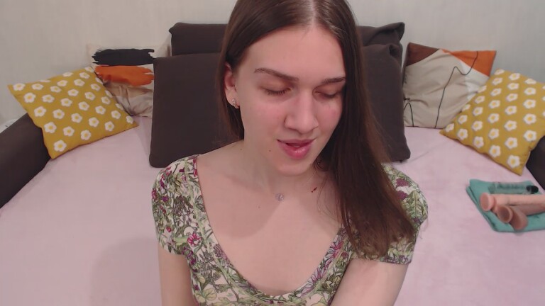 AlinaBabyGirl's Streamate show and profile