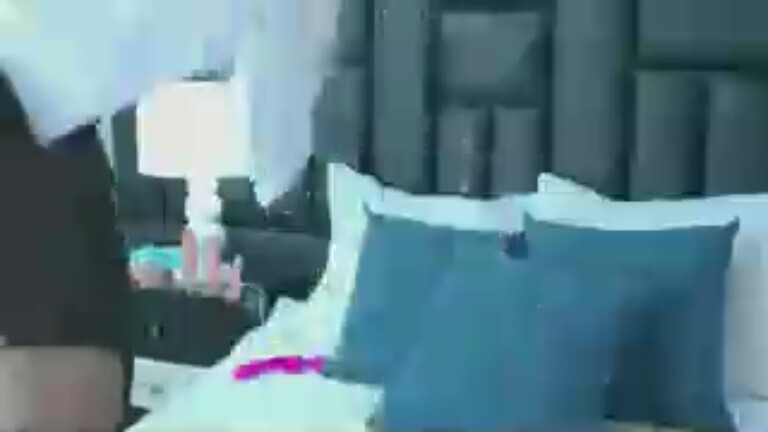 VioletFrostt's Streamate show and profile