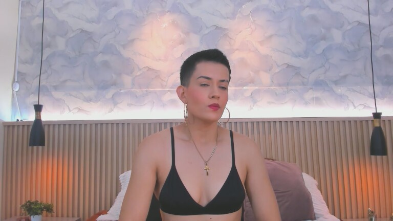 ZoeHenao's Streamate show and profile