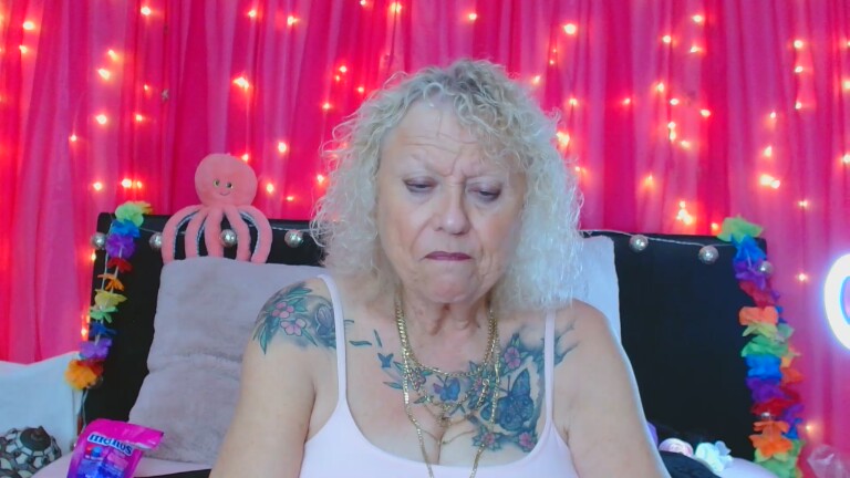 XoXMandyXoX's Streamate show and profile