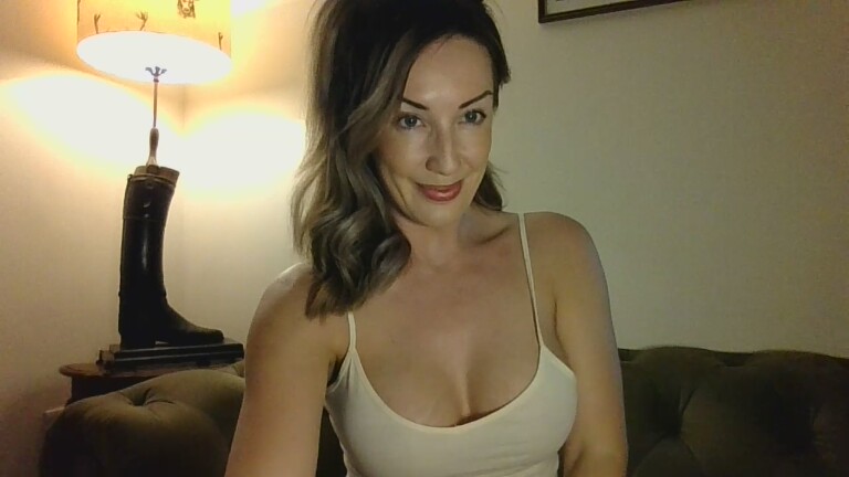 JoanieOakley21's Streamate show and profile