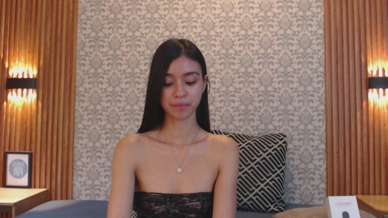 Charlotte_18's Streamate show and profile