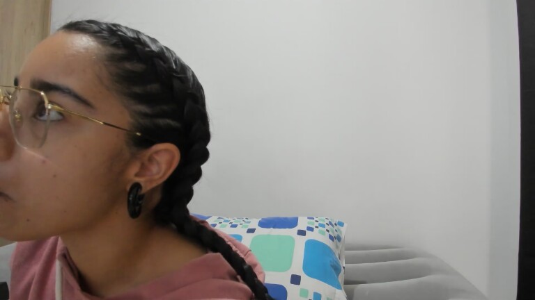 JennifferColeman's Streamate show and profile