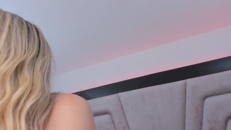 LaurenClark's Streamate show and profile