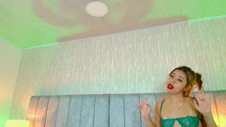 Karoline_606's Streamate show and profile