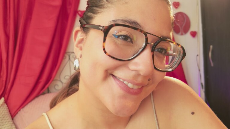 HaileyBunny_18's Streamate show and profile