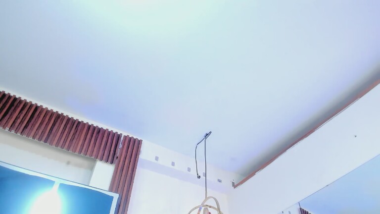 Juliii_Sweet's Streamate show and profile