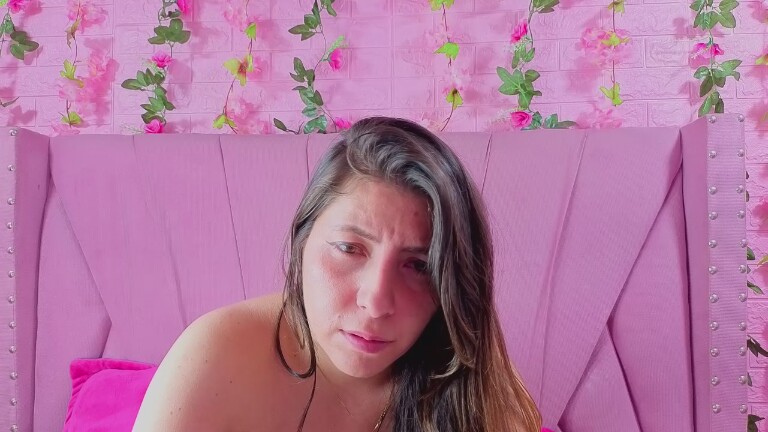 EmberCooper's Streamate show and profile