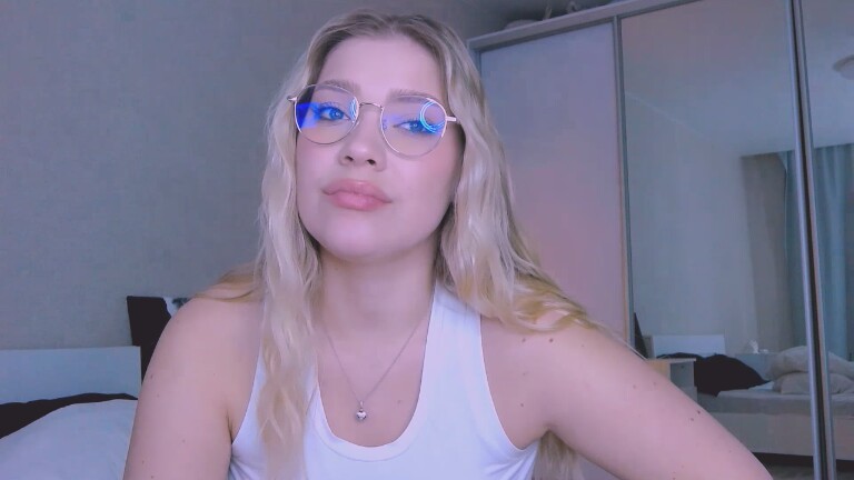 DianaLuna's Streamate show and profile