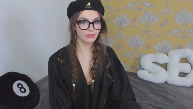 Waifuga's Streamate show and profile