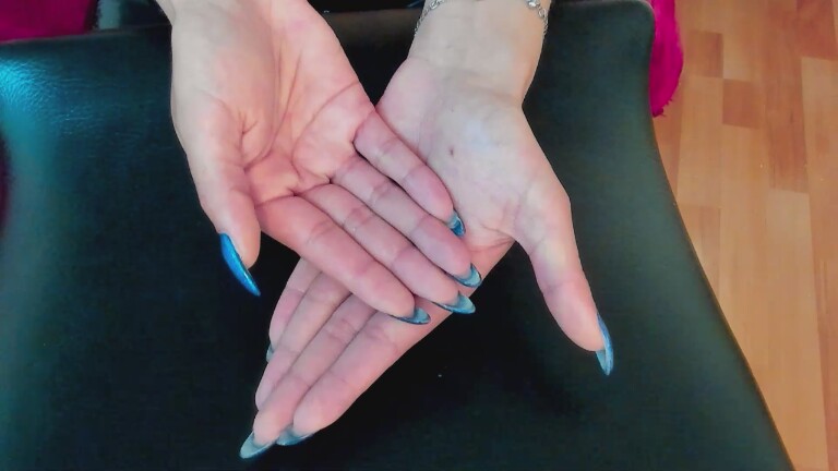 NahomyCarther's Streamate show and profile