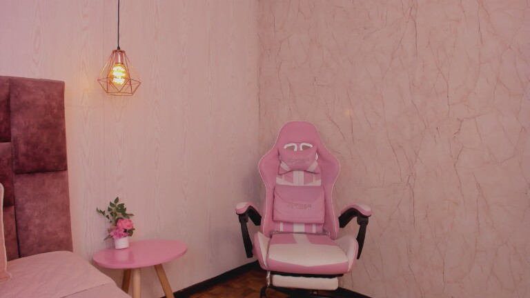 Aleyah_Cox's Streamate show and profile